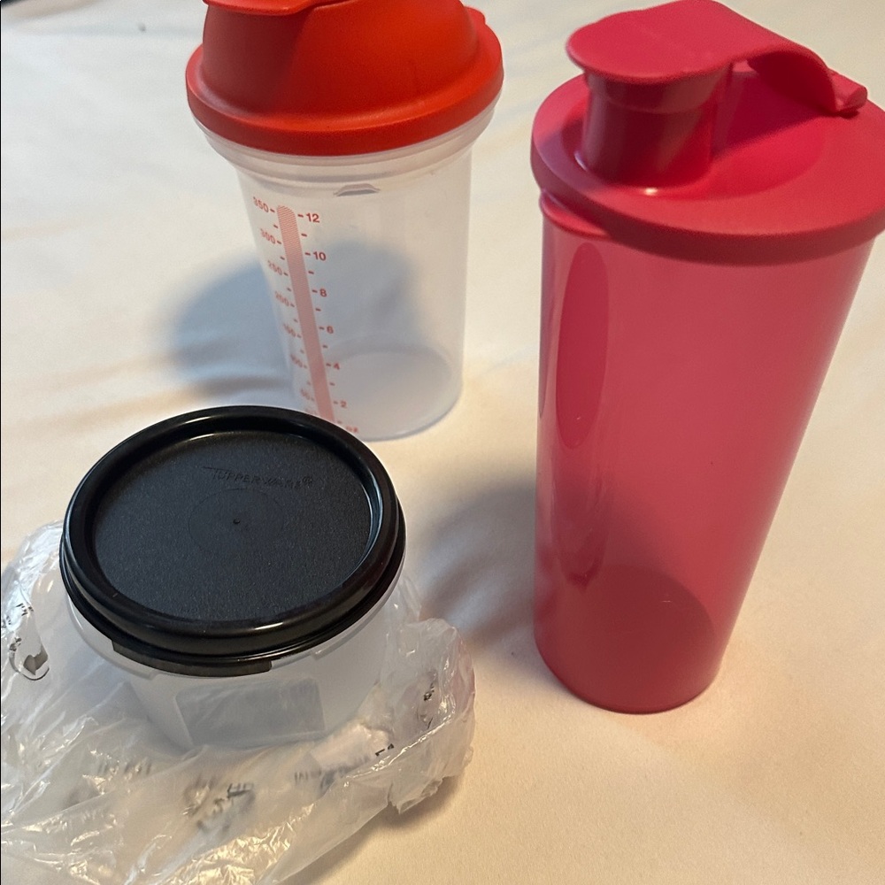 NWOT Tupperware Set - Picture 3 of 4
